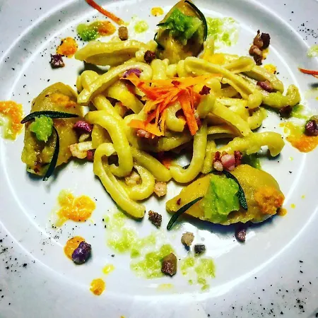 La Roccia Restaurant Hotel Galluccio