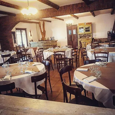 La Roccia Restaurant * Galluccio